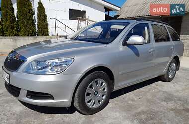 Универсал Skoda Octavia 2009 в 