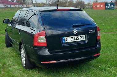 Универсал Skoda Octavia 2012 в 