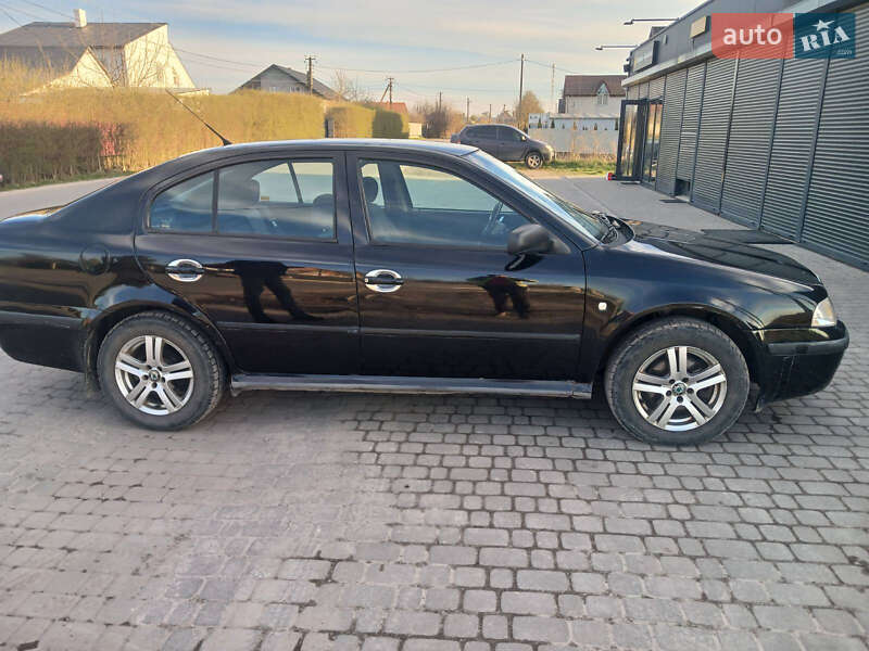 Ліфтбек Skoda Octavia 2003 в Львові