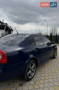 Ліфтбек Skoda Octavia 2012 в 