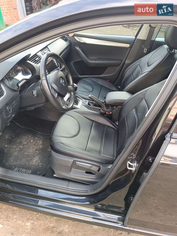 Універсал Skoda Octavia 2014 в Сумах