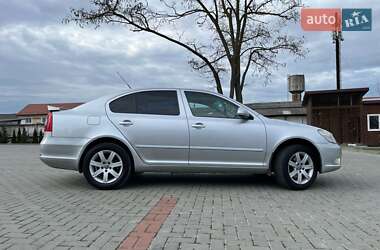 Лифтбек Skoda Octavia 2009 в 