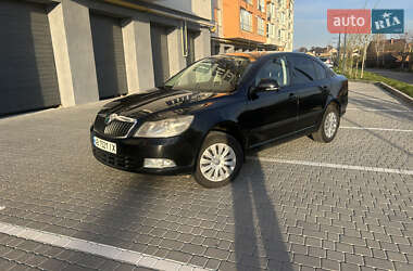 Лифтбек Skoda Octavia 2011 в 