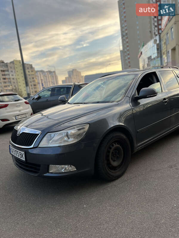 Універсал Skoda Octavia 2011 в 