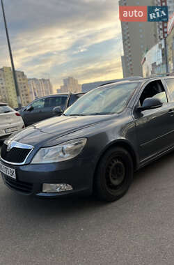 Універсал Skoda Octavia 2011 в 