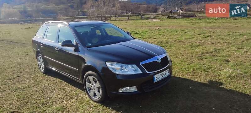 Універсал Skoda Octavia 2011 в Старому Самборі