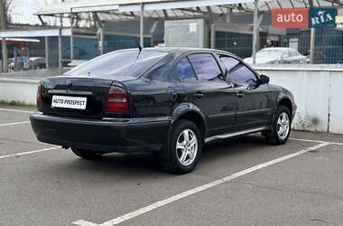 Лифтбек Skoda Octavia 1998 в 