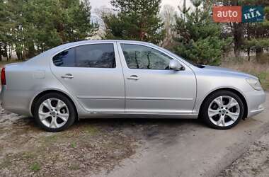 Лифтбек Skoda Octavia 2009 в 