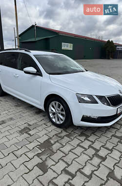 Універсал Skoda Octavia 2019 в 