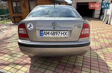 Лифтбек Skoda Octavia 2010 в 