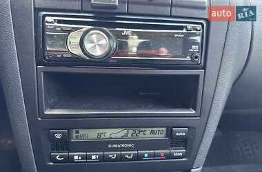 Лифтбек Skoda Octavia 2010 в 