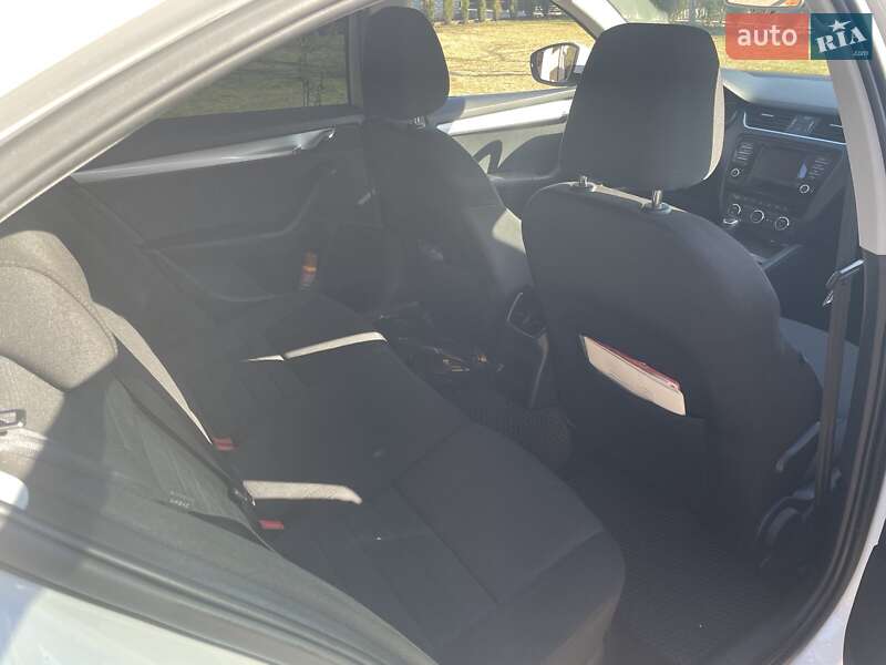 Лифтбек Skoda Octavia 2015 в Львове