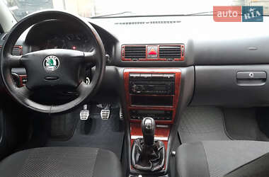 Лифтбек Skoda Octavia 2004 в 