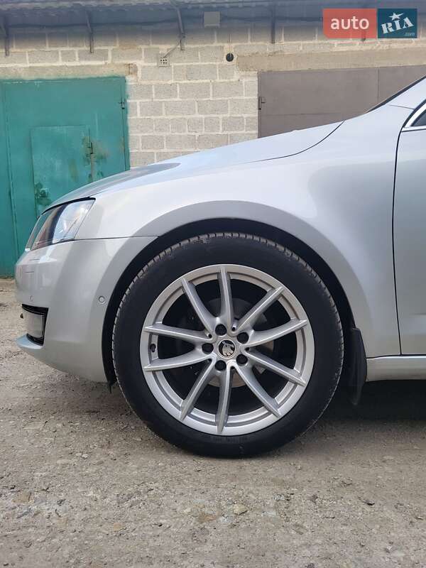 Универсал Skoda Octavia 2014 в Знаменке