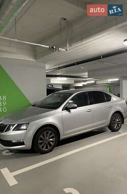 Лифтбек Skoda Octavia 2017 в 