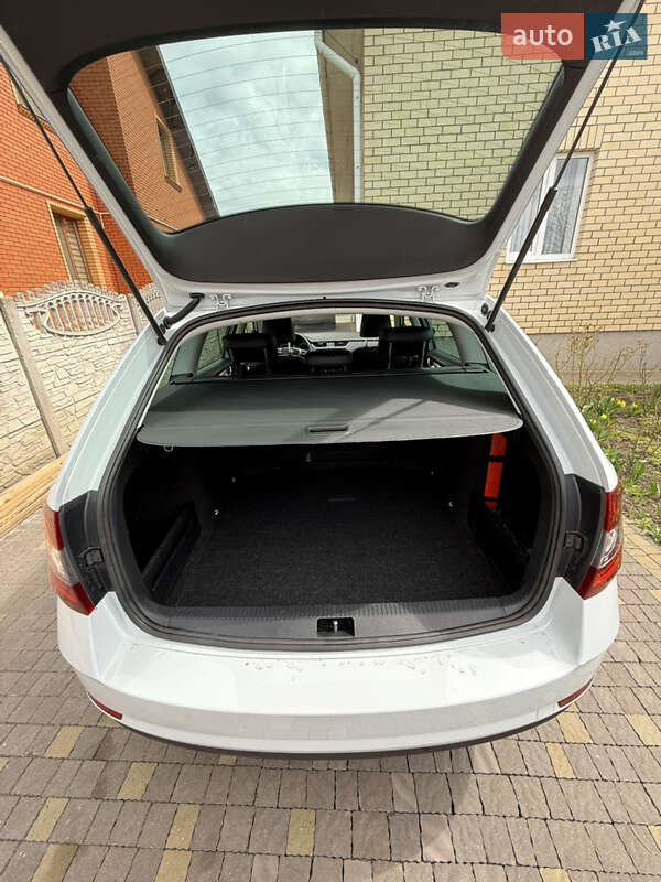 Універсал Skoda Octavia 2018 в Луцьку