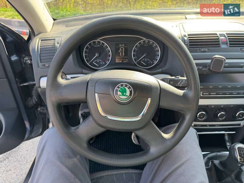 Универсал Skoda Octavia 2011 в Харькове