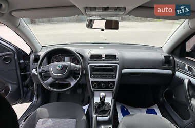 Лифтбек Skoda Octavia 2009 в 