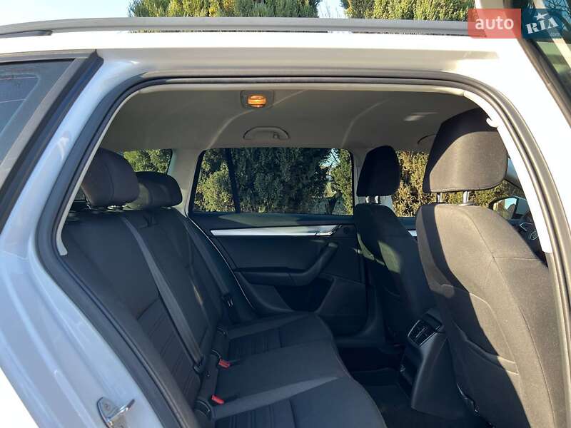 Універсал Skoda Octavia 2018 в Рівному фото 10 Універсал Skoda Octavia 2018 в Рівному