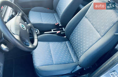 Лифтбек Skoda Octavia 2008 в 