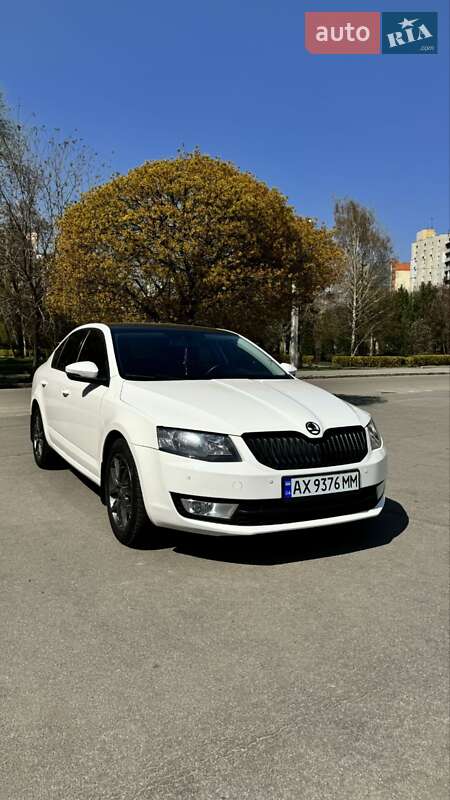 Лифтбек Skoda Octavia 2013 в 