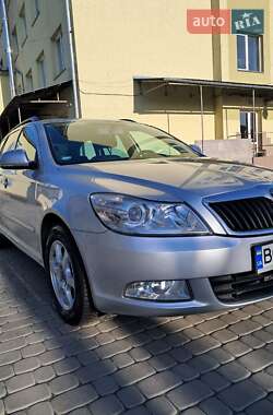 Универсал Skoda Octavia 2011 в 