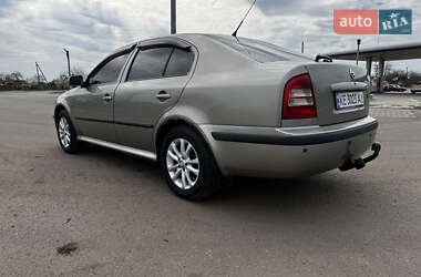 Лифтбек Skoda Octavia 2008 в 