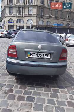 Ліфтбек Skoda Octavia 2003 в 