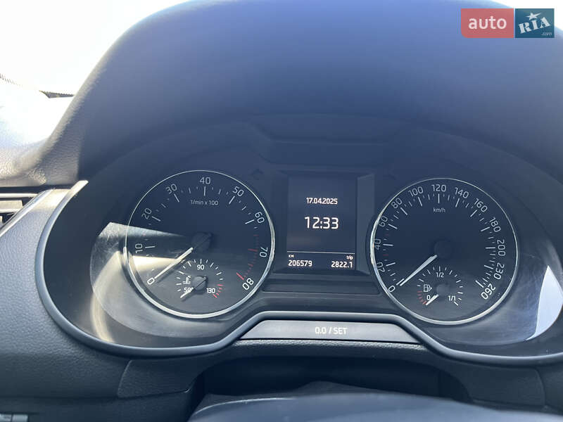 Лифтбек Skoda Octavia 2013 в Кропивницком