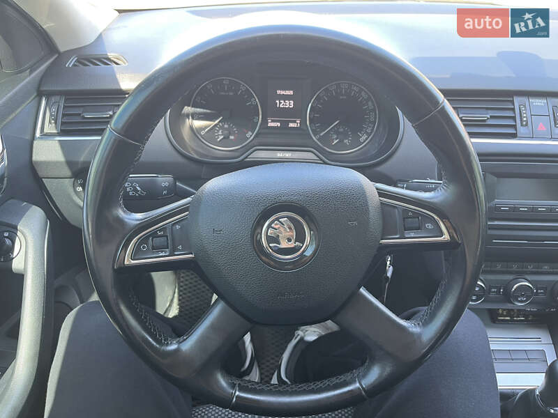 Лифтбек Skoda Octavia 2013 в Кропивницком