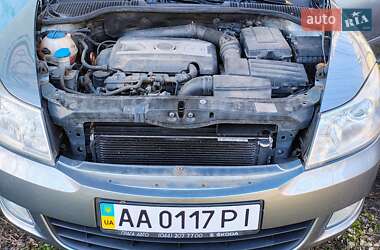 Лифтбек Skoda Octavia 2012 в 