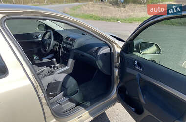 Лифтбек Skoda Octavia 2005 в 