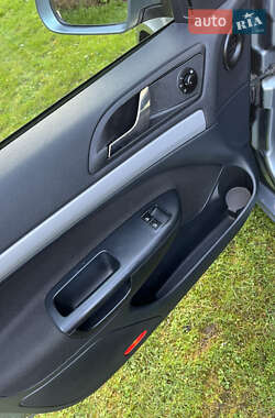 Лифтбек Skoda Octavia 2012 в 