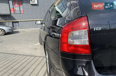 Универсал Skoda Octavia 2011 в 
