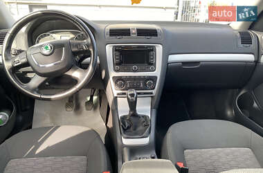 Универсал Skoda Octavia 2011 в 