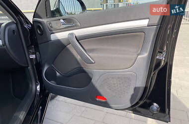 Универсал Skoda Octavia 2011 в 