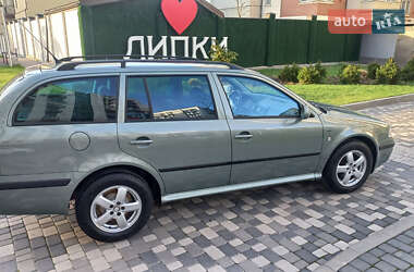 Универсал Skoda Octavia 2003 в 