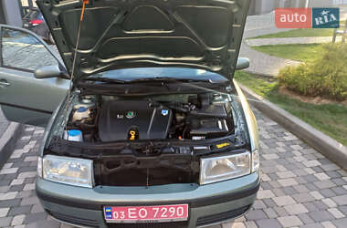 Универсал Skoda Octavia 2003 в 