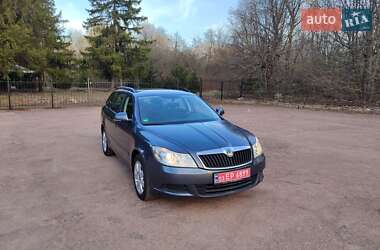 Универсал Skoda Octavia 2010 в 