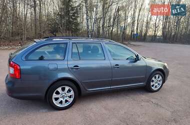Универсал Skoda Octavia 2010 в 