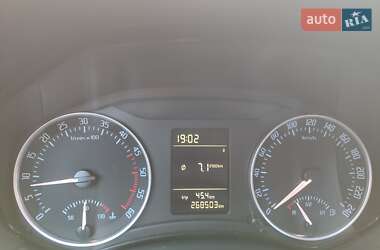 Универсал Skoda Octavia 2010 в 