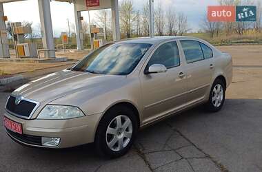 Ліфтбек Skoda Octavia 2004 в 