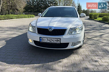 Универсал Skoda Octavia 2012 в Миргороде