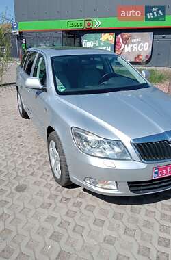 Универсал Skoda Octavia 2012 в 