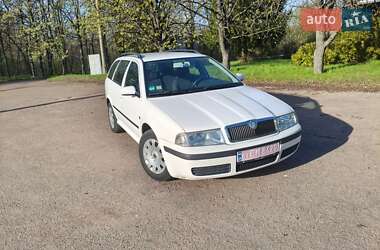 Ліфтбек Skoda Octavia 2009 в 
