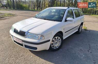 Ліфтбек Skoda Octavia 2009 в 