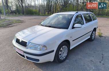 Ліфтбек Skoda Octavia 2009 в 