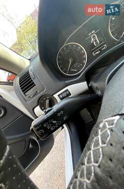 Универсал Skoda Octavia 2011 в 