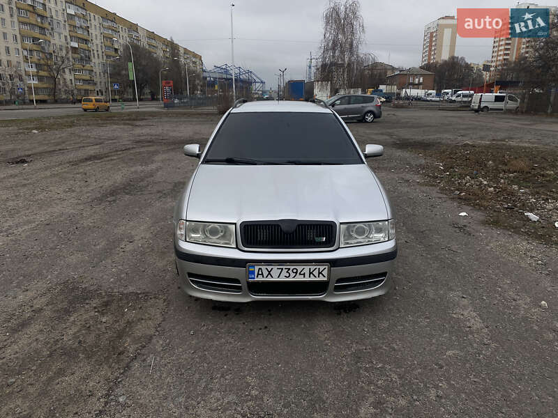 Универсал Skoda Octavia 2002 в 