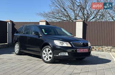 Универсал Skoda Octavia 2010 в 